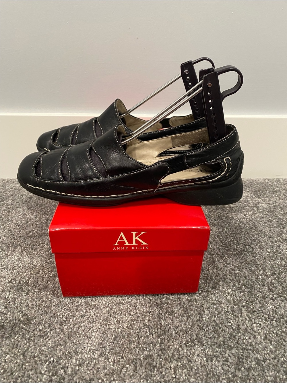 Anne Klein KKMarlo Black Calf AK Women’s Slip On Loafers SZ 7.5 M